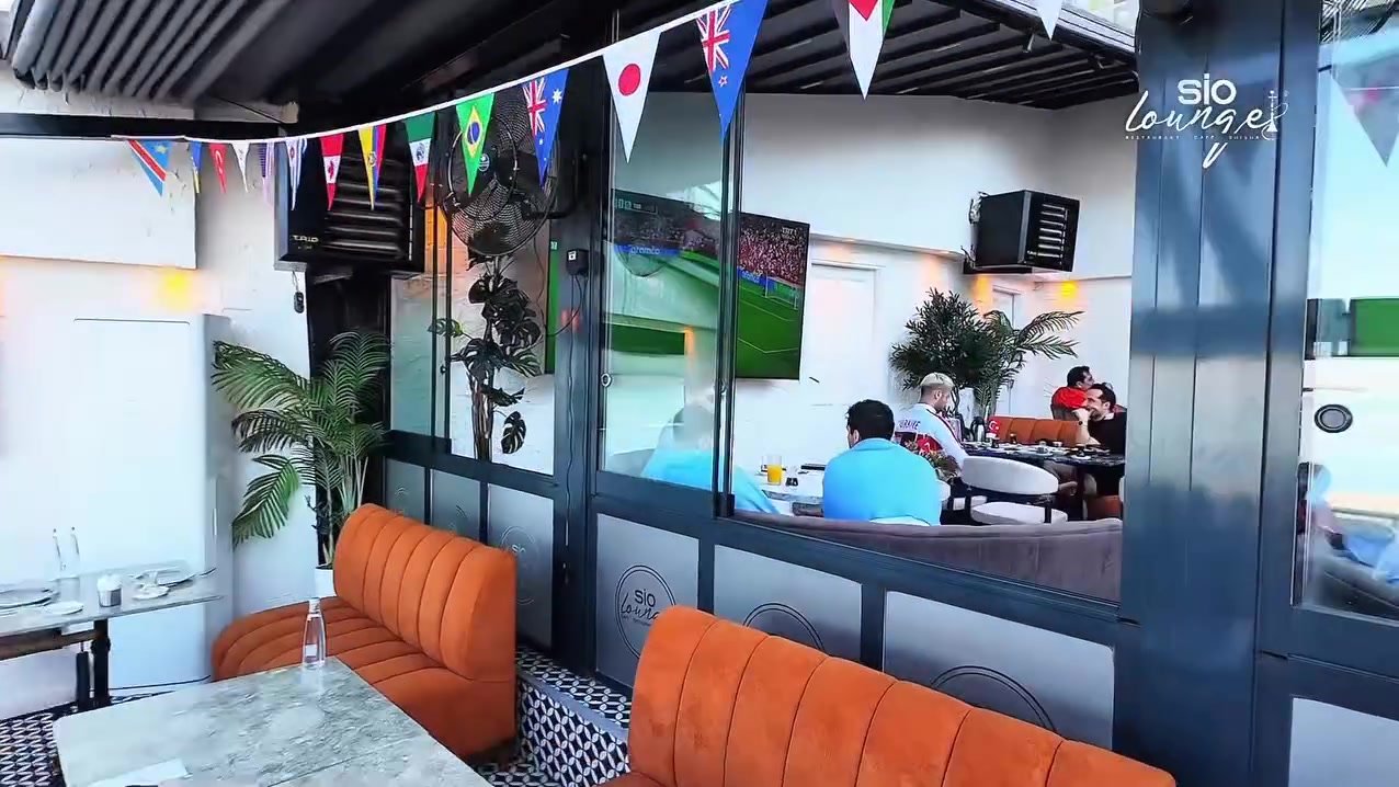 Sio Lounge denize sıfır atmosfer